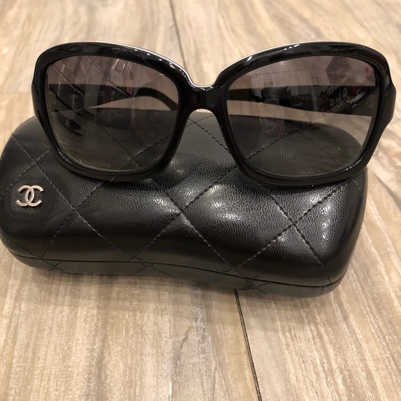 CHANEL Accessories - Chanel sunglasses 58/15 #5143